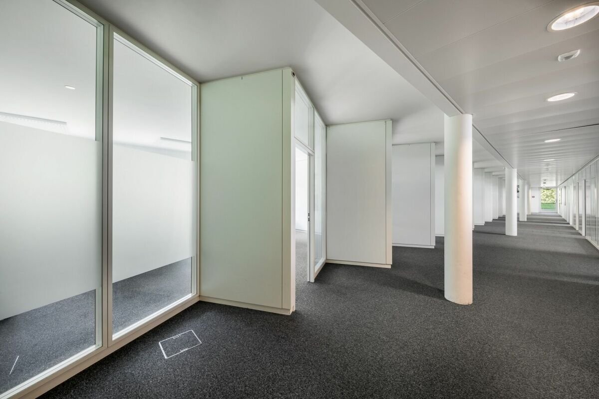 1200m² office, Foto 4 von 8