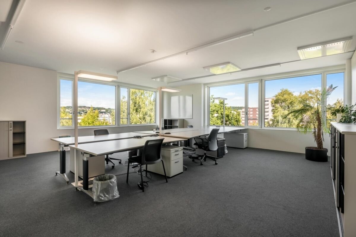1200m² office, Foto 1 von 8