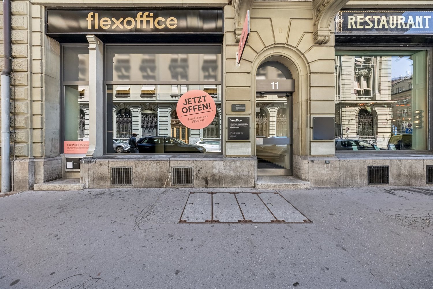 100m² office