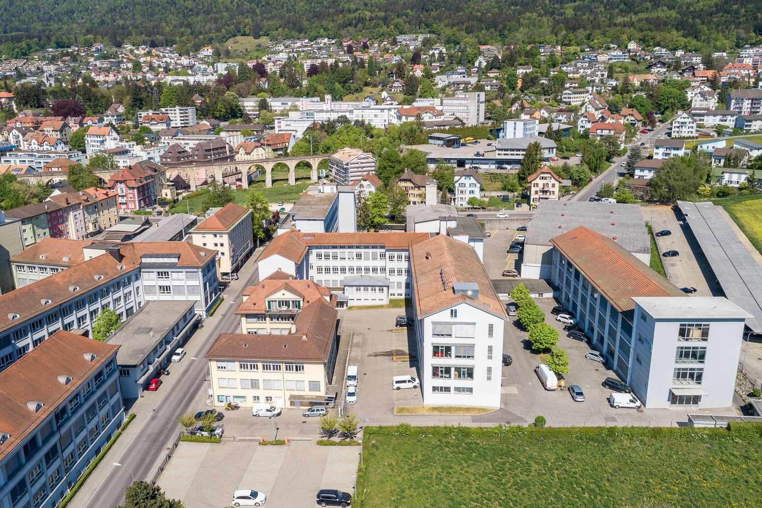 116m² workshop