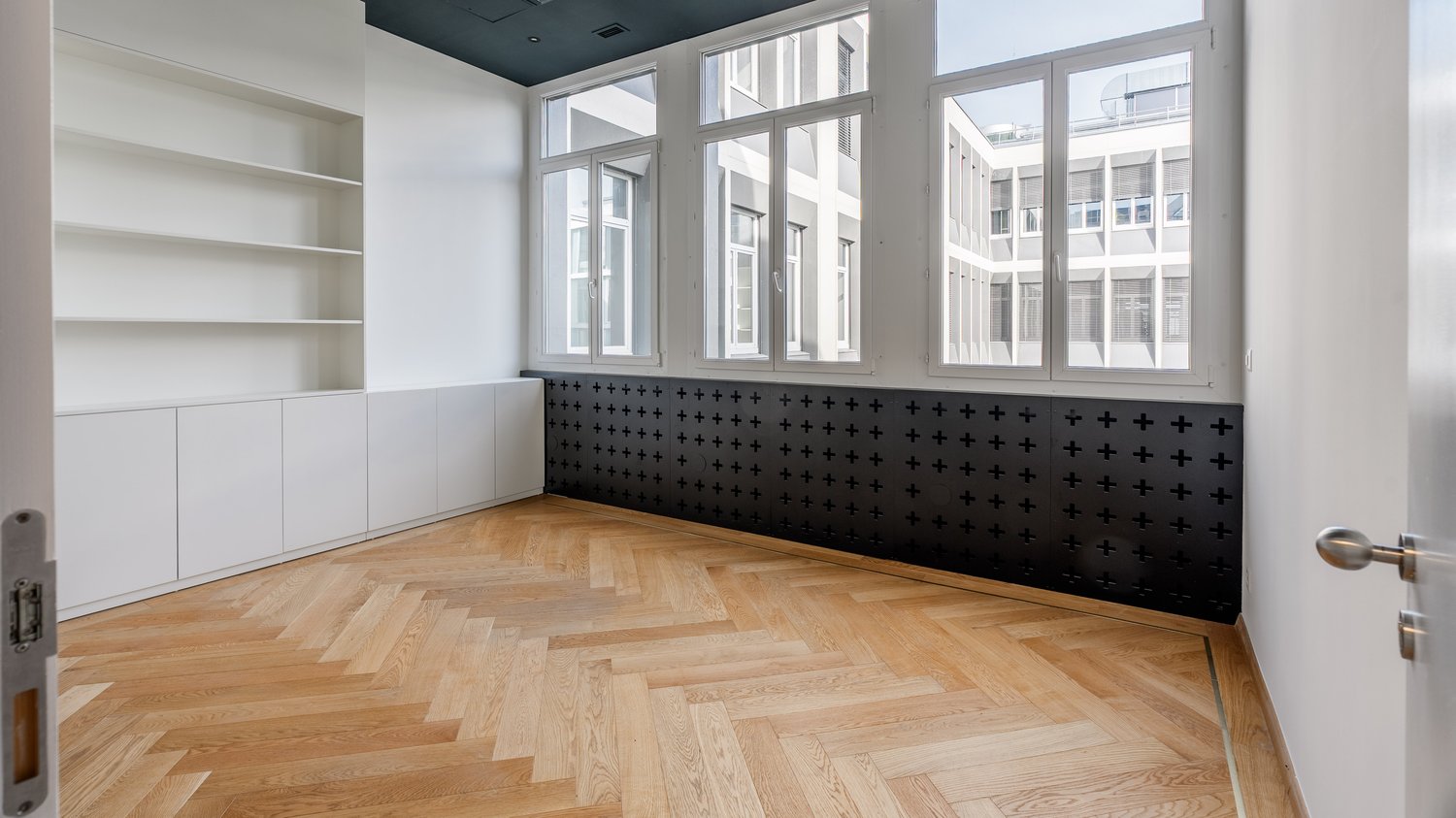 655m² ufficio, foto 6 di 8