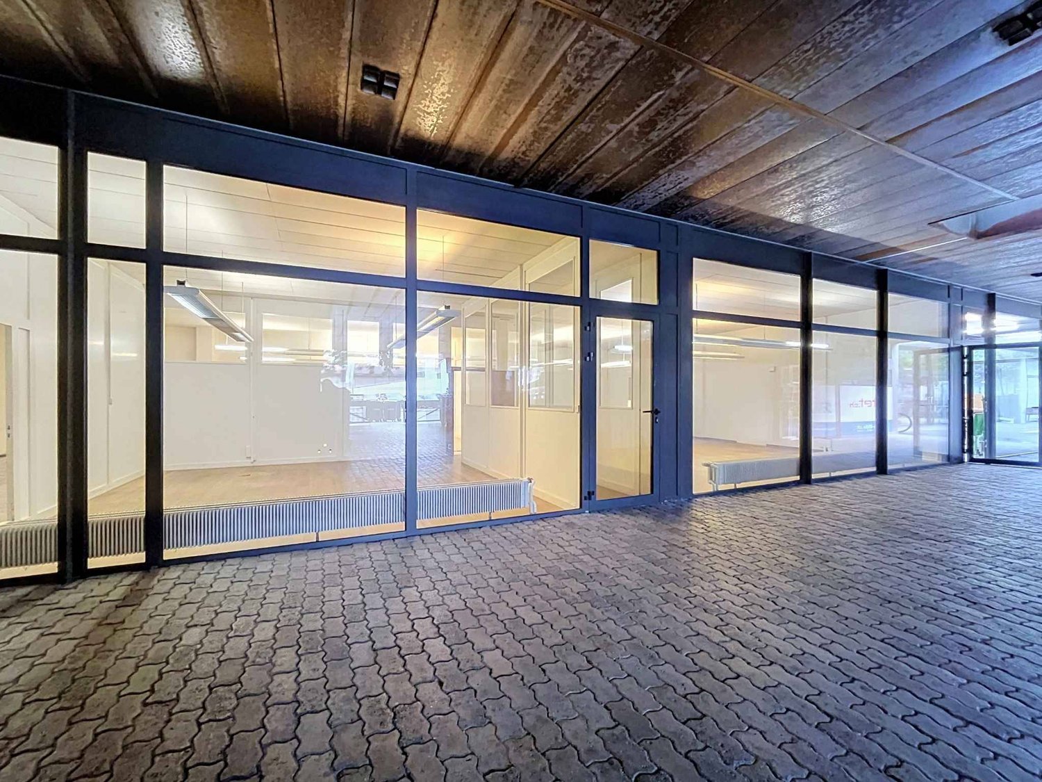 247m² Büro