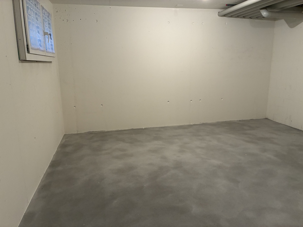 Hobby room, photo 2 of 2