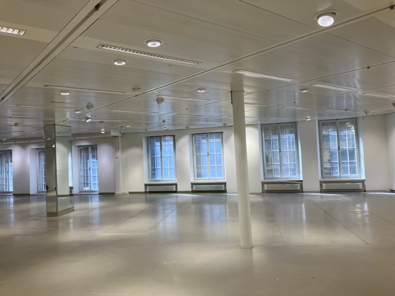 420m² commercial