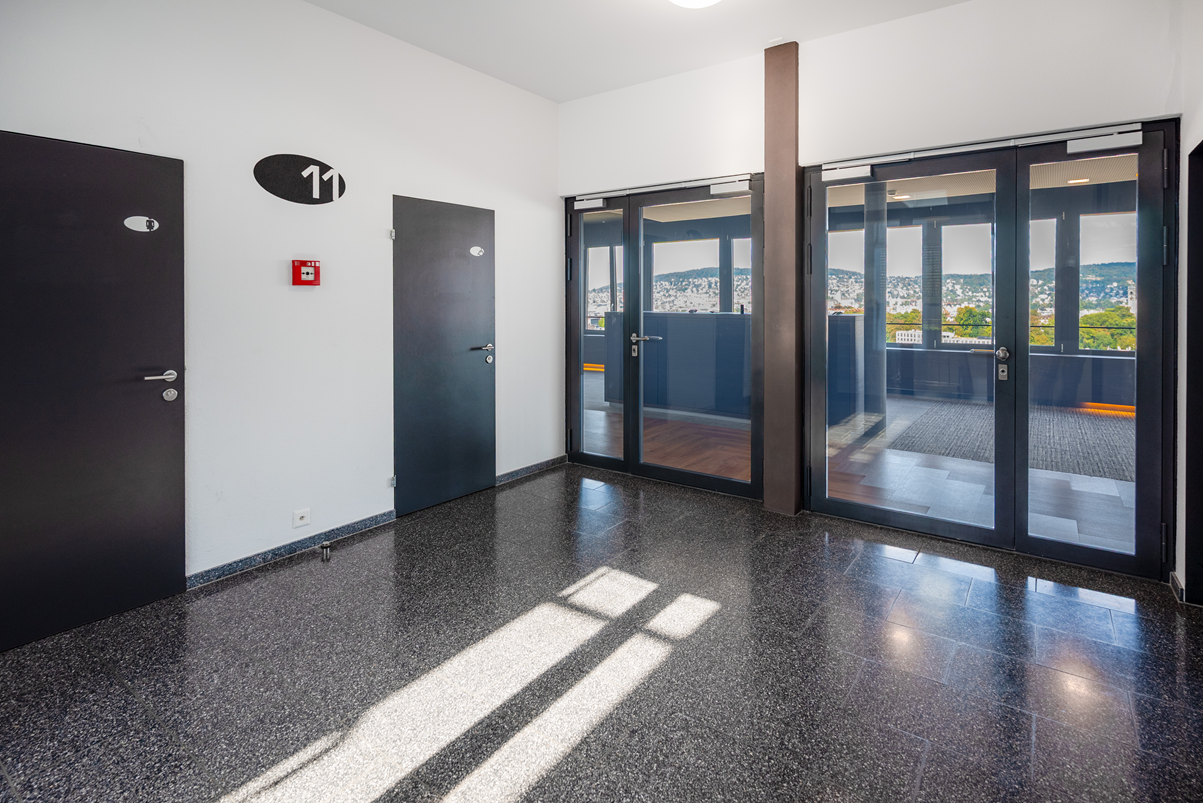 373m² ufficio, foto 10 di 10