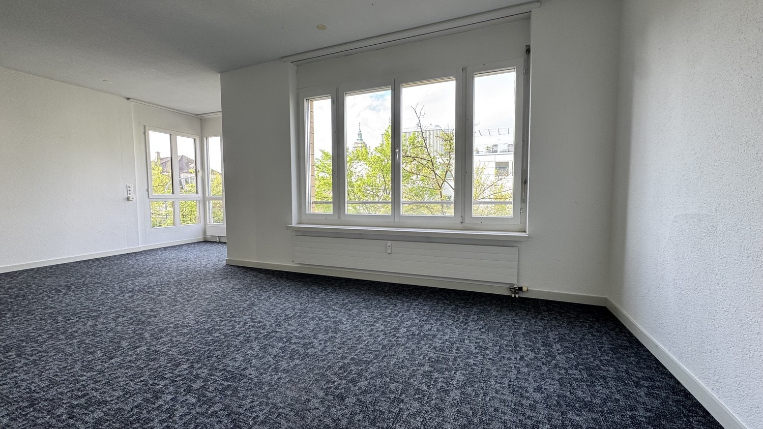 175m² commercial, Foto 1 von 7