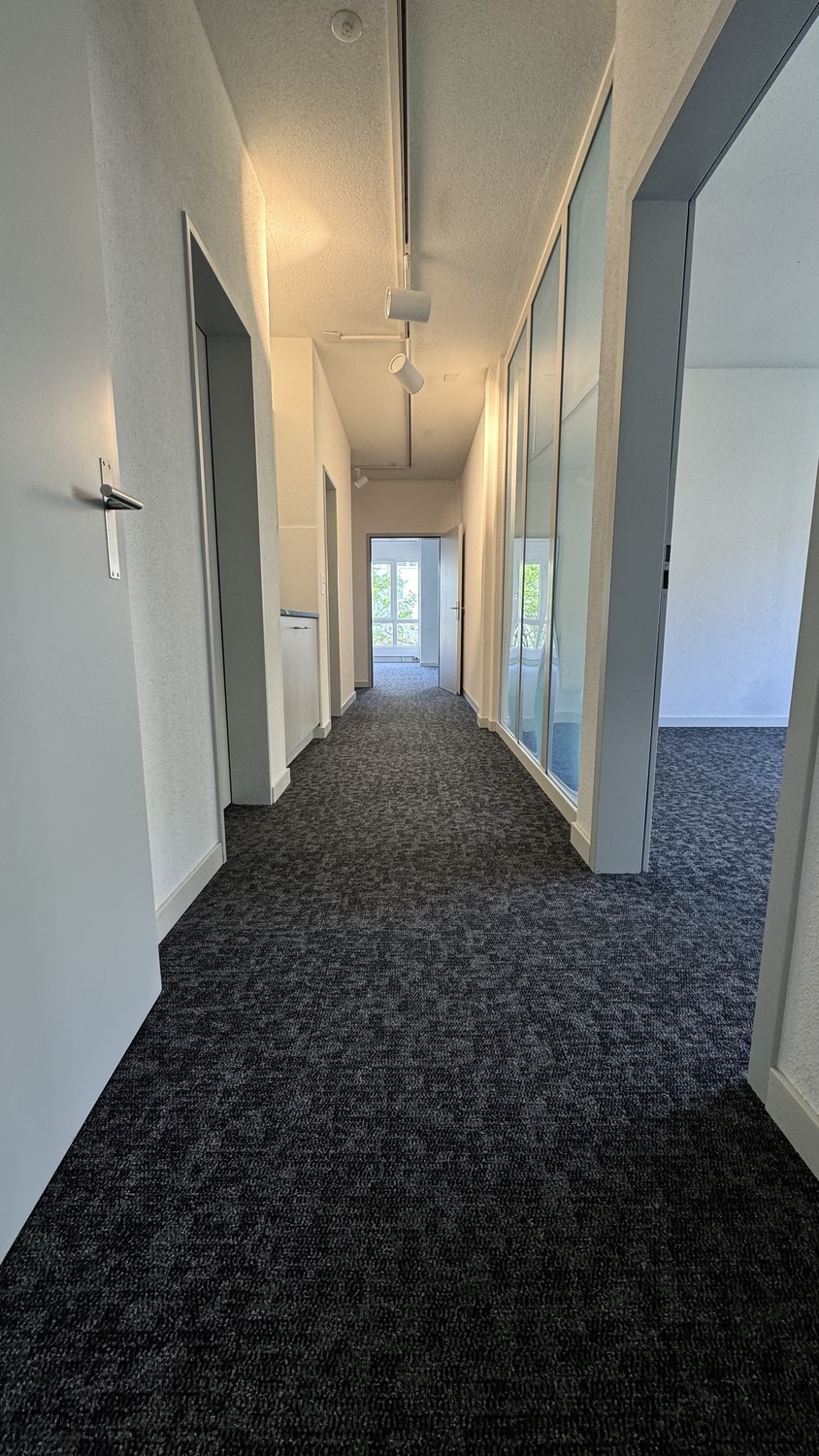 175m² commercial, Foto 3 von 7