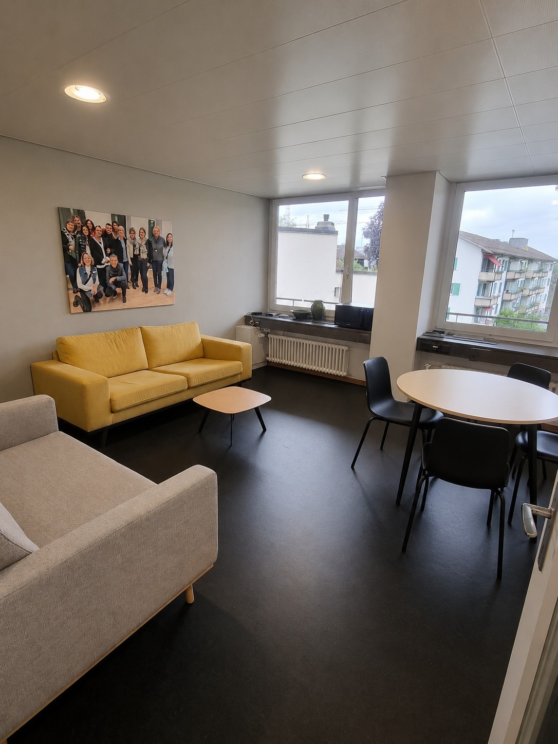 165m² office