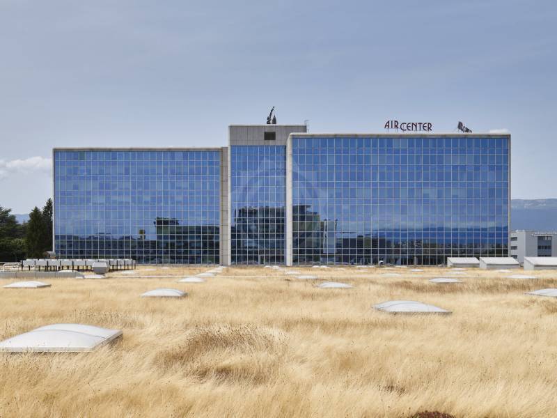 55m² office