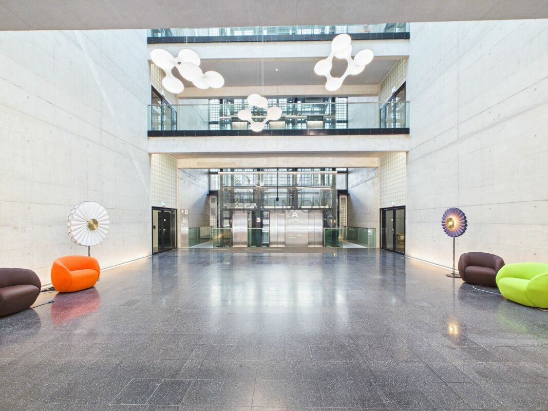 417m² commercial