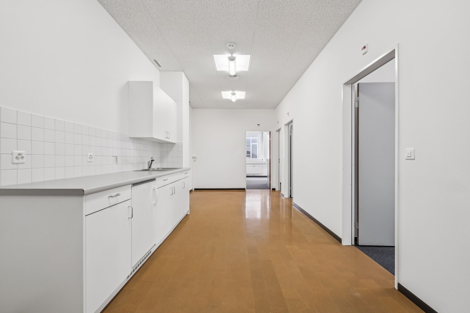 165m² office, Foto 2 von 10
