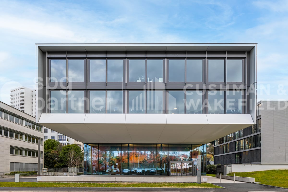 600m² Büro