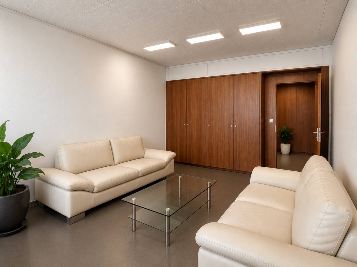 239m² Büro, Foto 1 von 6