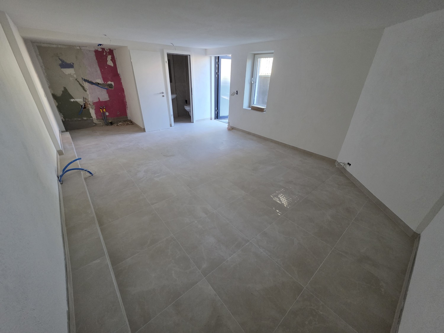 28-28m² commercial