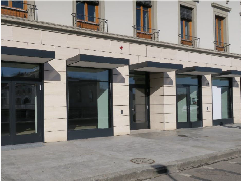 333m² Laden