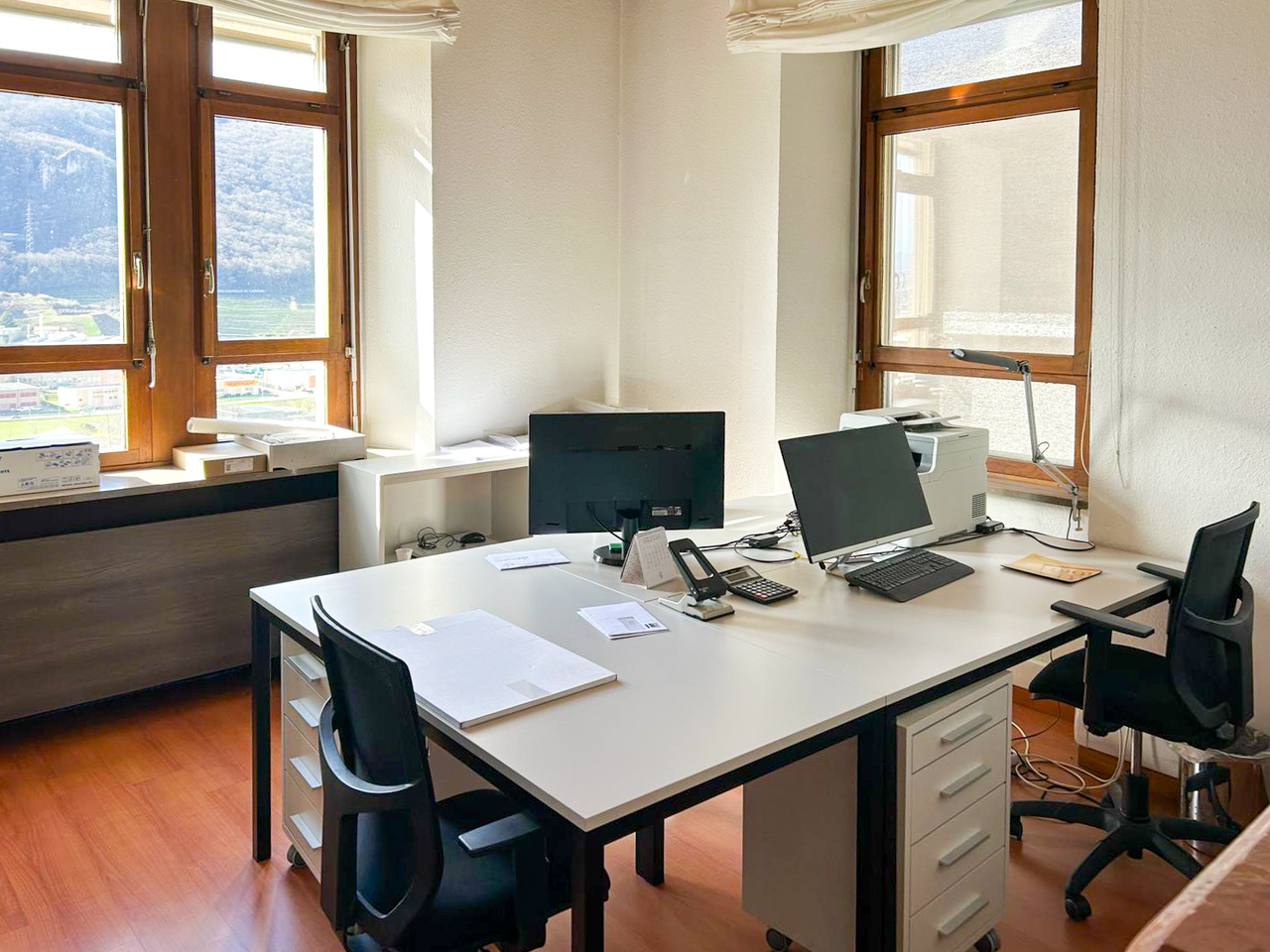 Büro, Foto 1 von 10