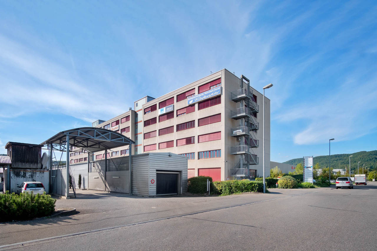194m² commercial