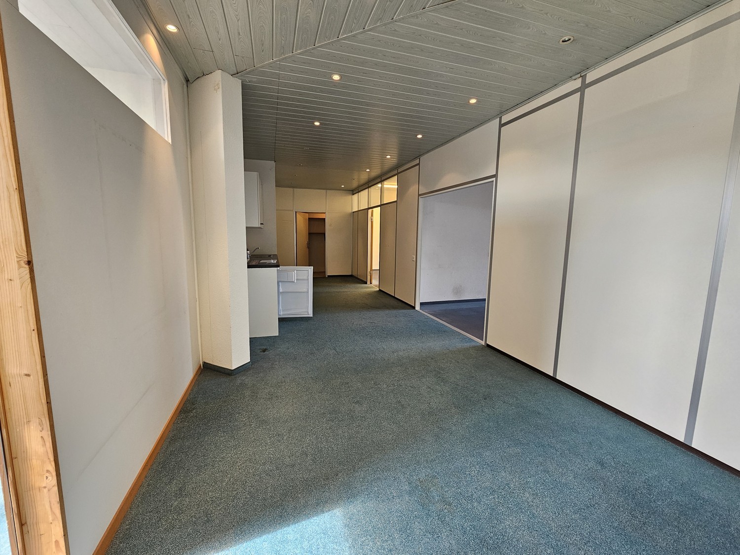 330m² office, Foto 3 von 10