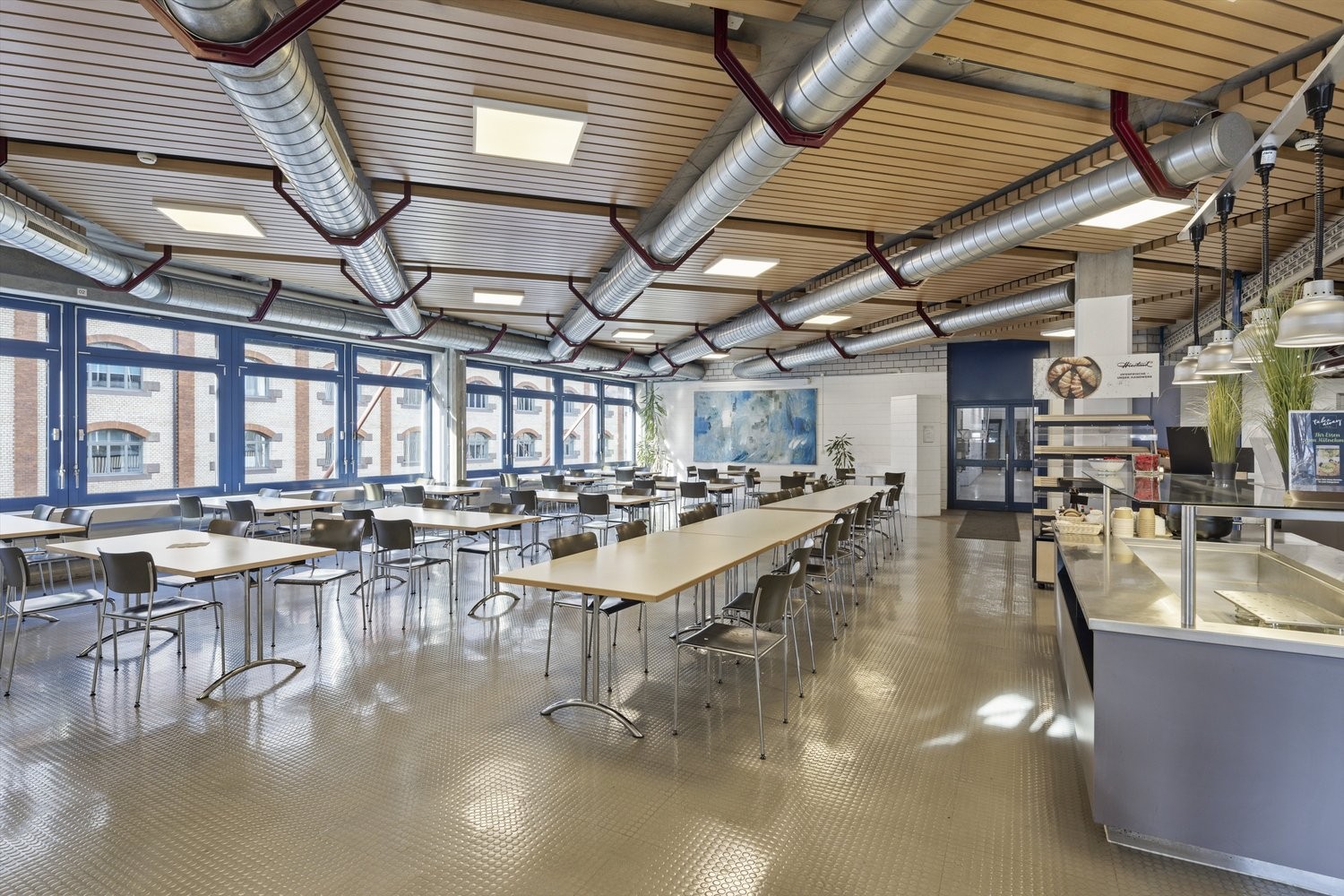 800m² restaurant