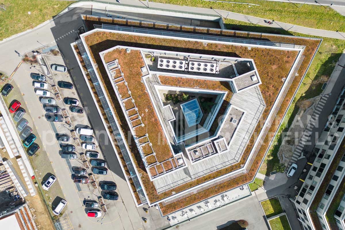 900m² Büro