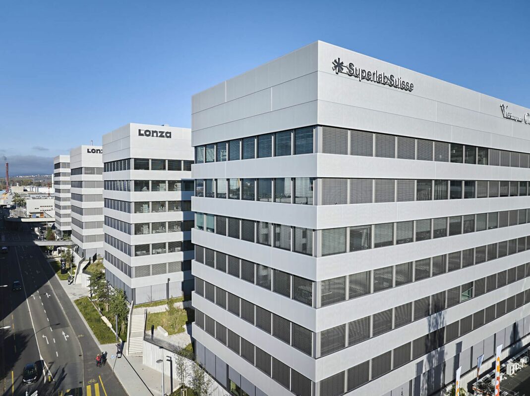 200m² office