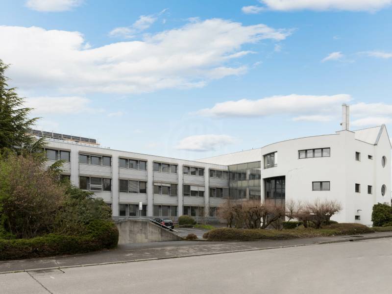 2810m² Industrieobjekt, Foto 1 von 9