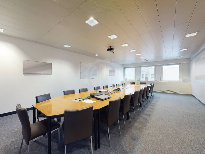 2810m² Industrieobjekt, Foto 8 von 9