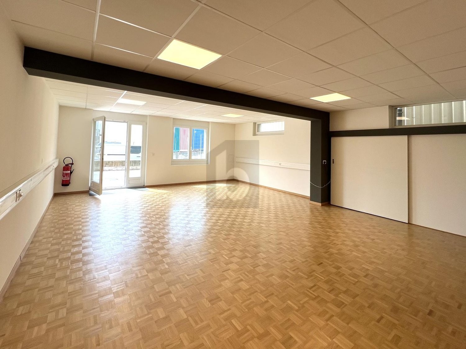 80m² Büro