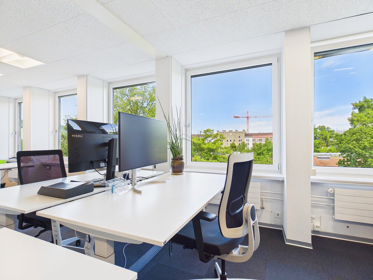Bureau de 200m², photo 5 sur 9