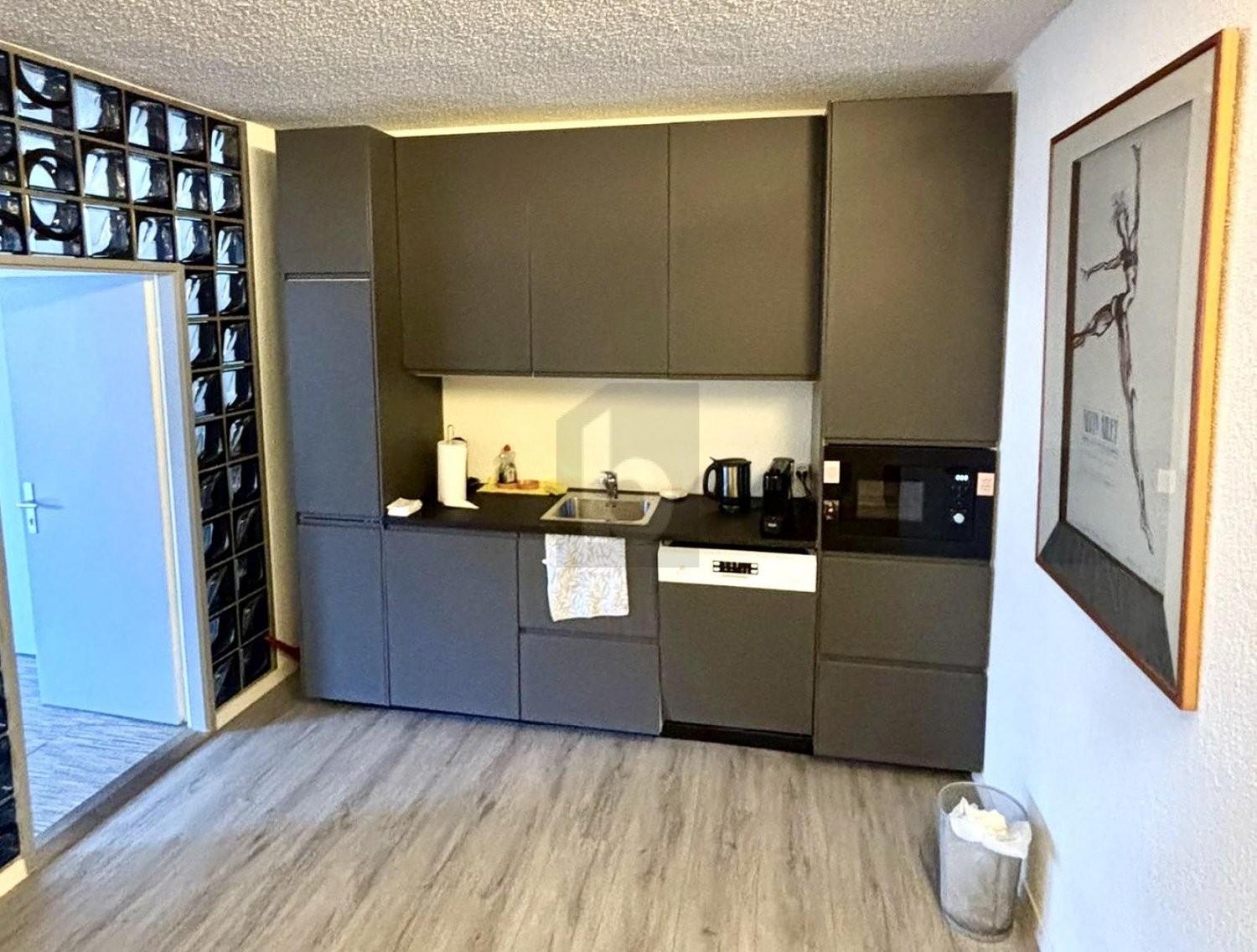 47m² ufficio, foto 2 di 4