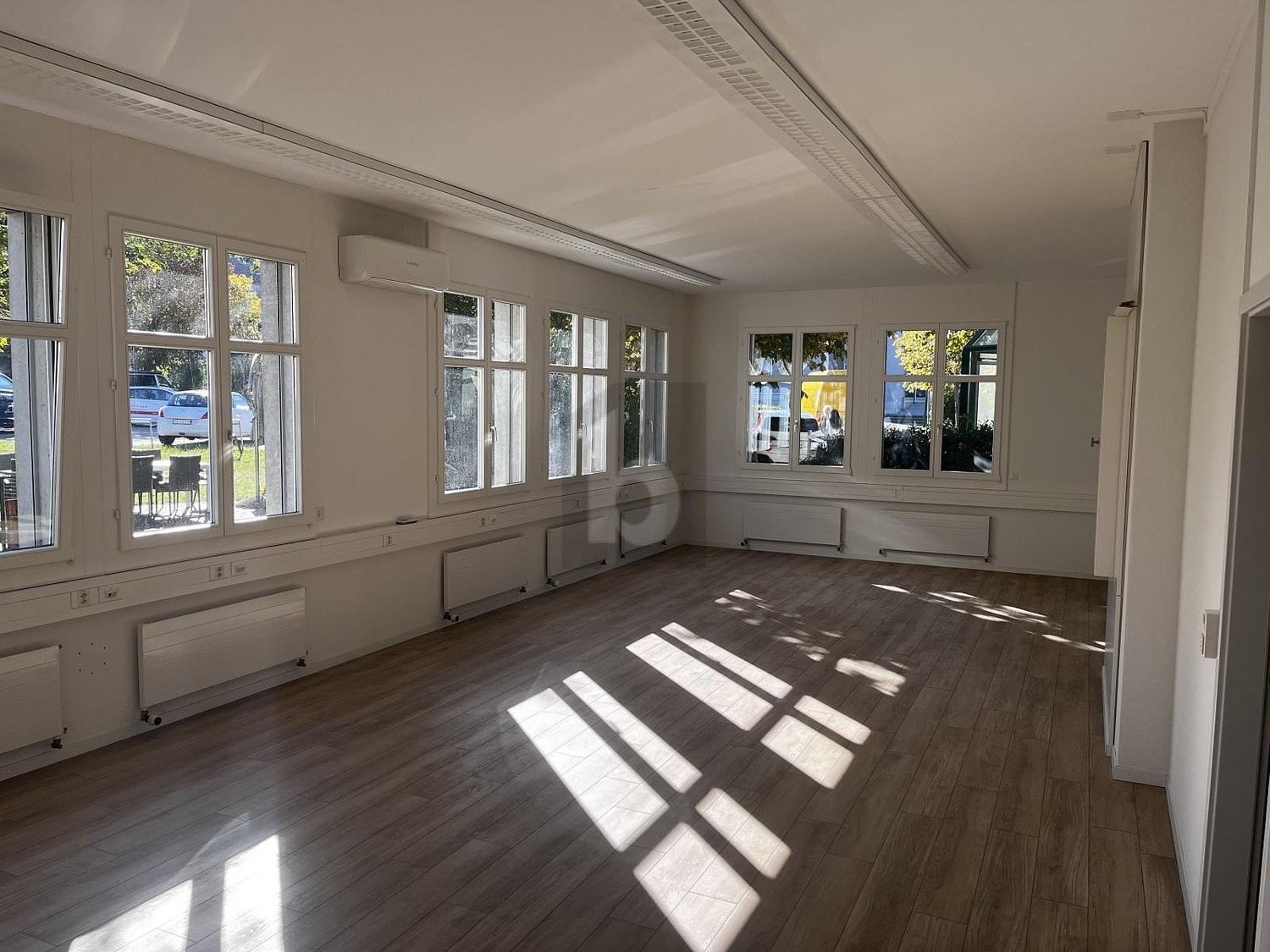 250m² office, Foto 1 von 4