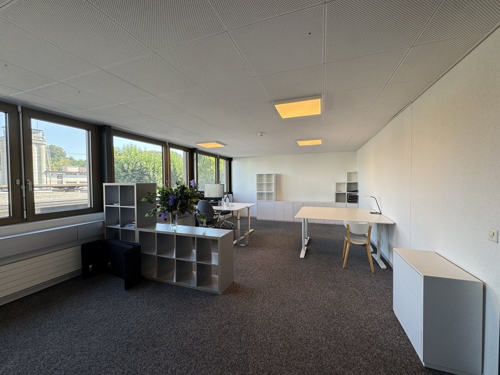 58m² commercial