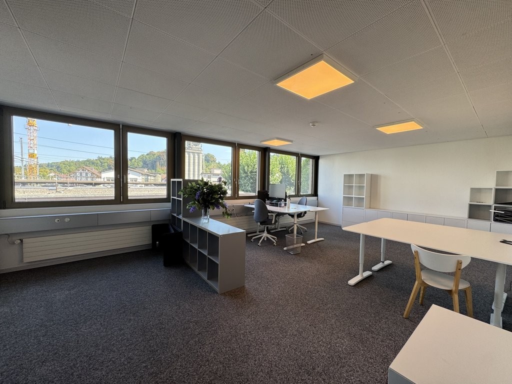 58m² commercial