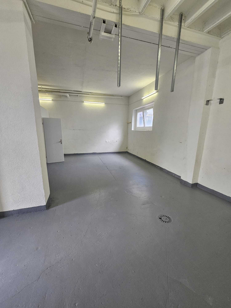 Deposito di 50m², foto 4 di 6