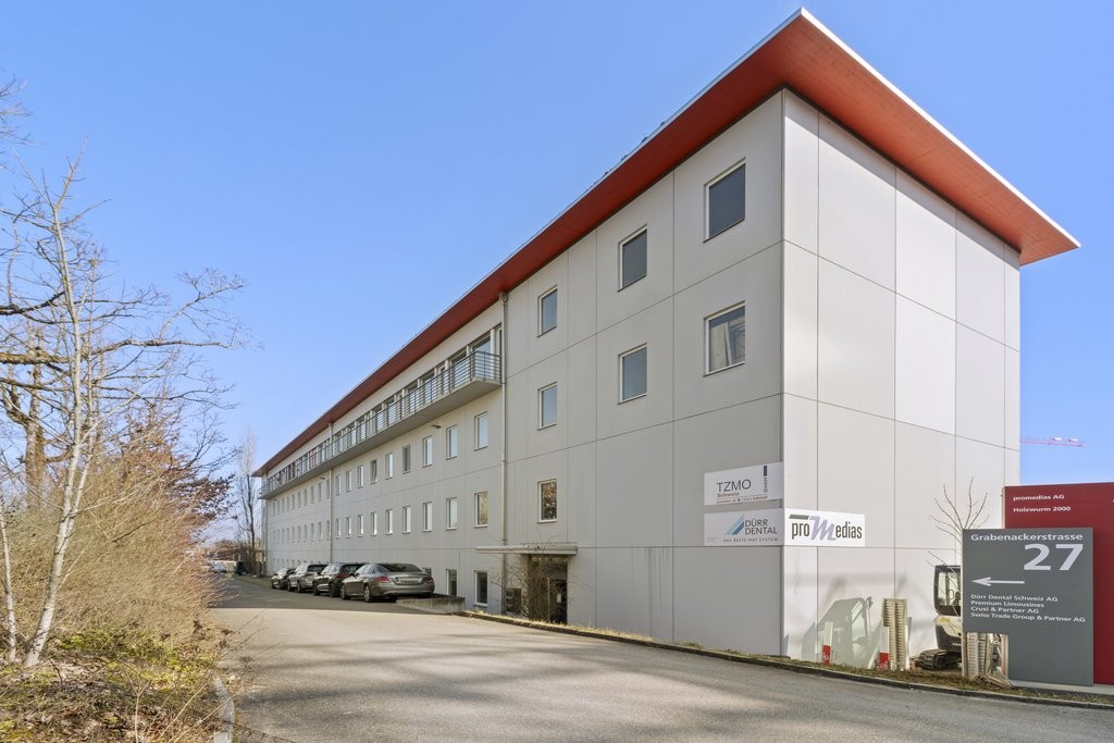 1124m² commercial