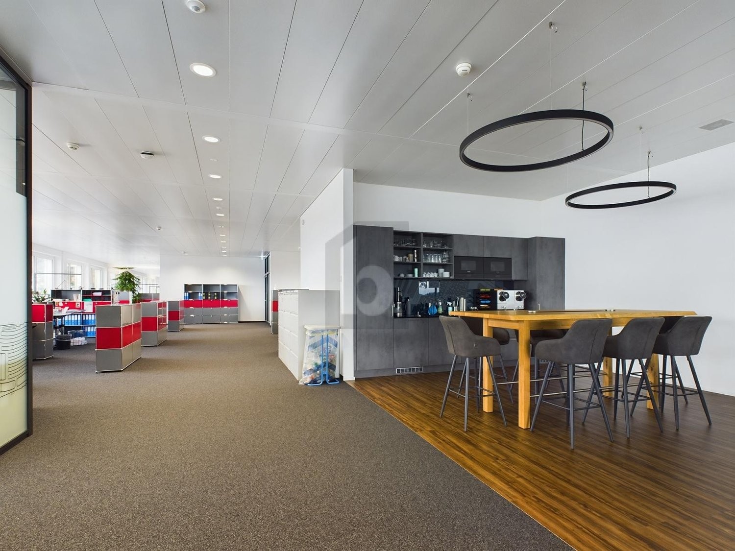 186m² office, Foto 4 von 4