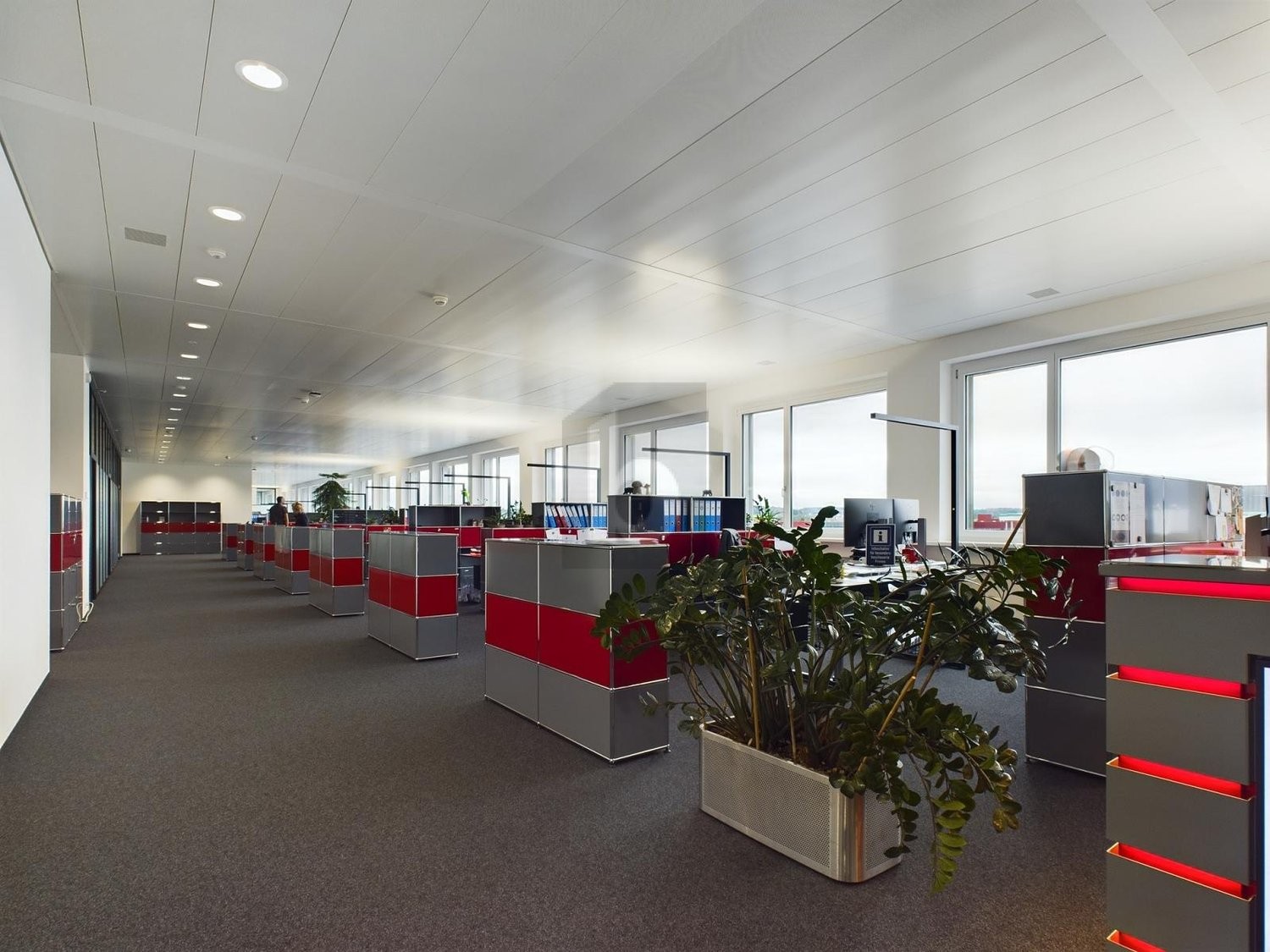 186m² office, Foto 1 von 4