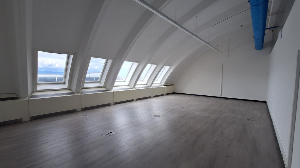 165m² Büro, Foto 2 von 6