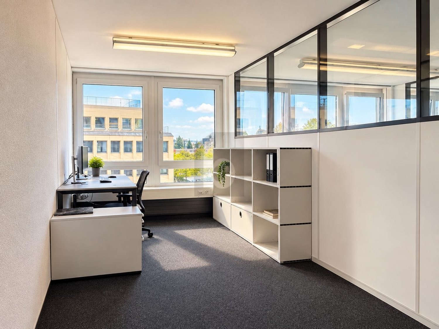 Bureau de 380m², photo 2 sur 4