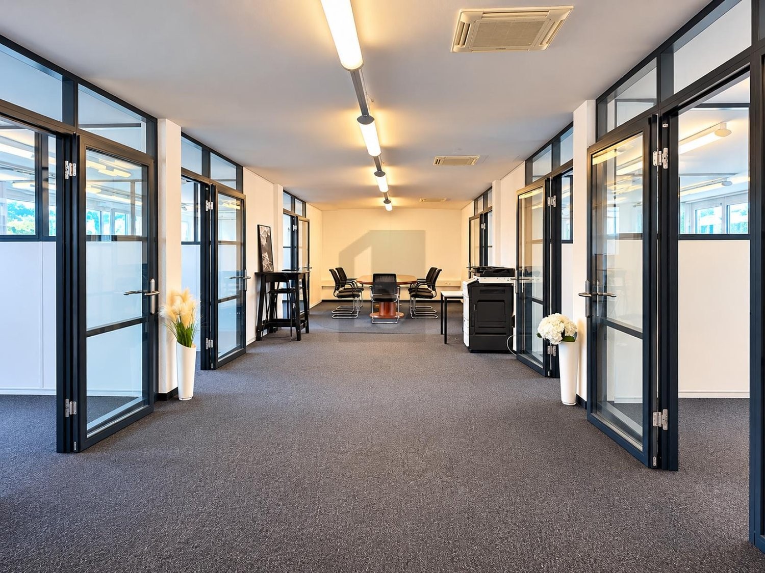 Bureau de 380m², photo 3 sur 4