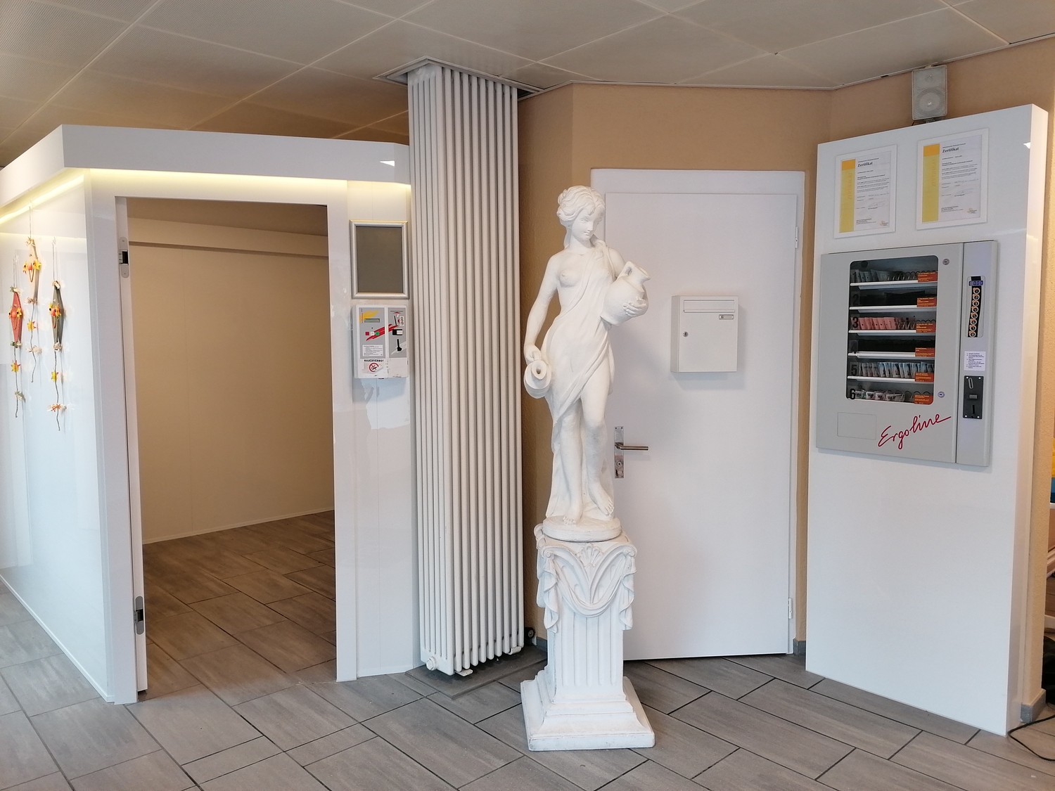 Commercial, Foto 4 von 5