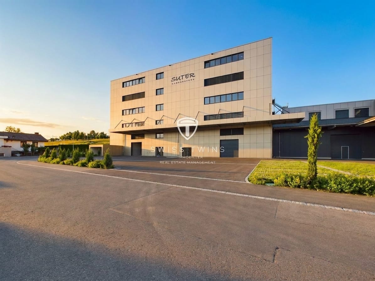 7500m² commercial, Foto 1 von 10