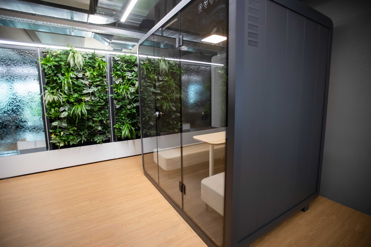799m² Büro, Foto 9 von 10