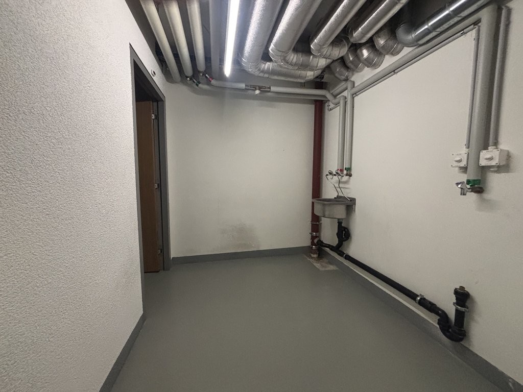 ripostiglio di 12m², foto 1 di 3