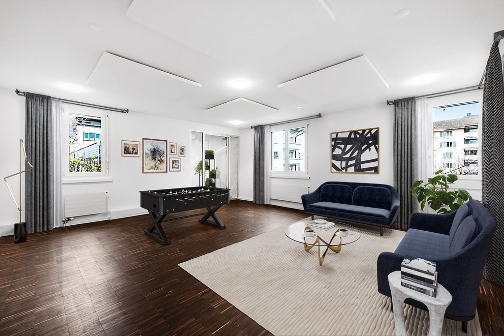 310m² office