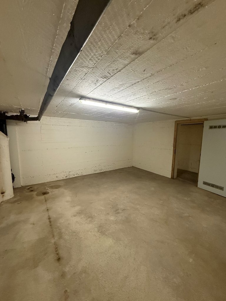 19m² storage room, photo 2 of 2