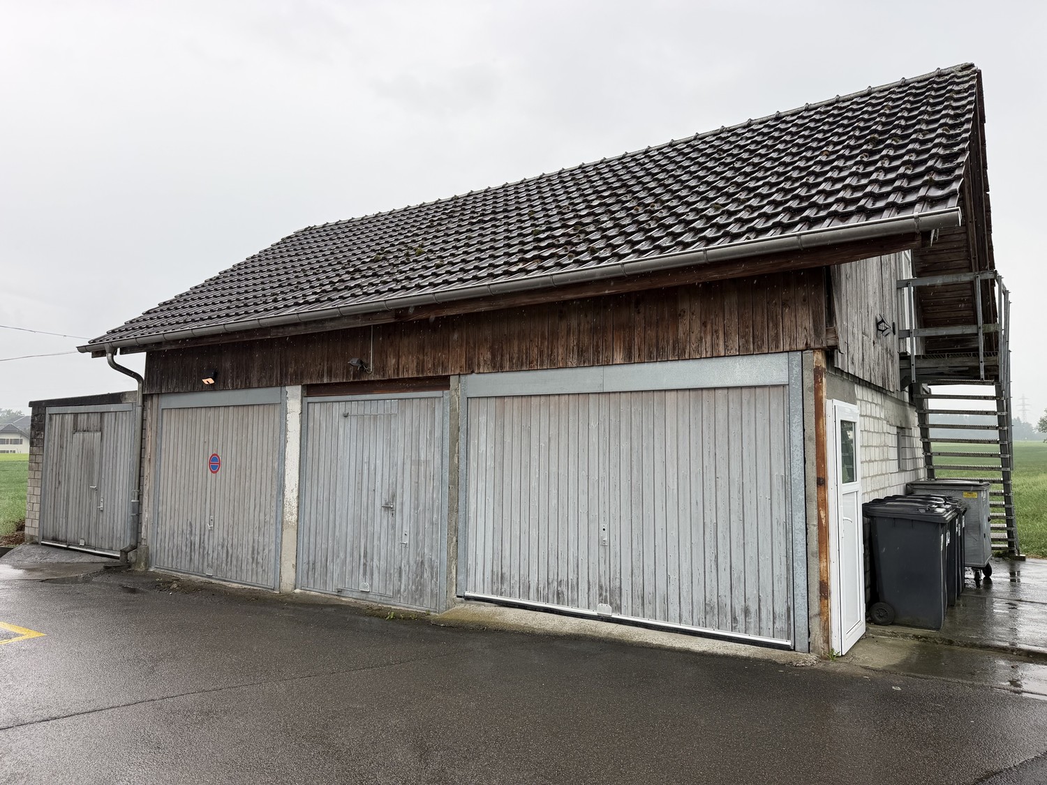 25m² commerciale, foto 1 di 4