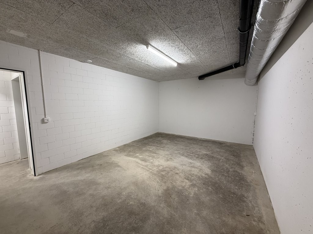 ripostiglio di 14m², foto 3 di 3