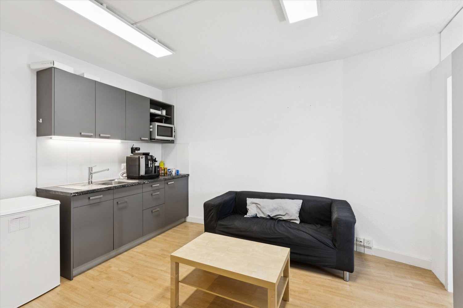 131m² office