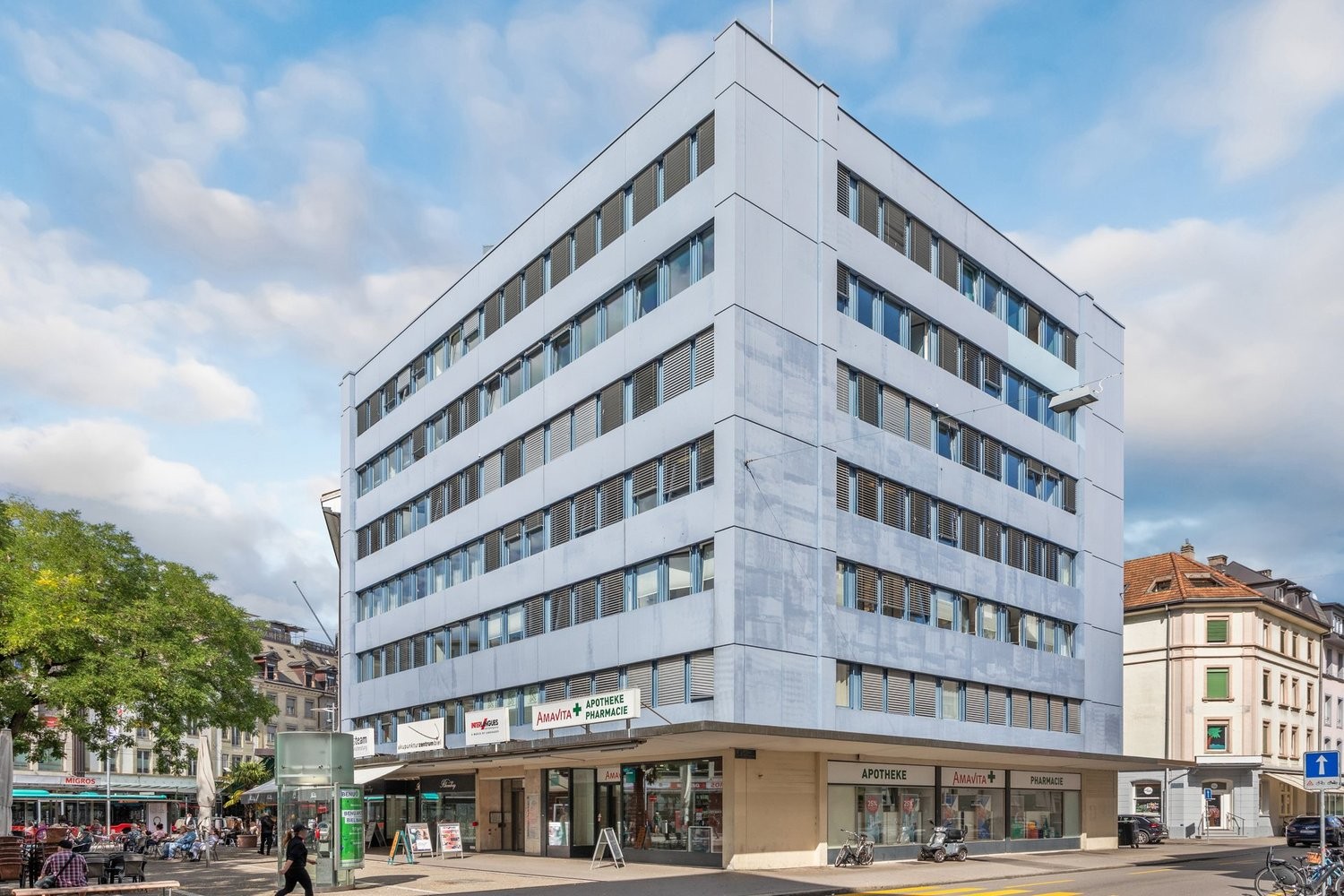 131m² office